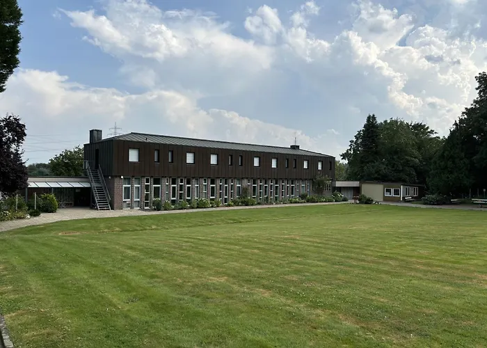 Haus Der Begegnung - Schoenstattzentrum Im Bistum Aachen *